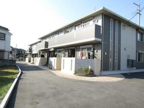 兵庫県明石市二見町福里 2階建