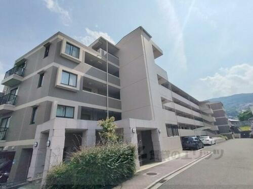 奈良県生駒市東旭ケ丘 地上5階地下1階建 築27年8ヶ月