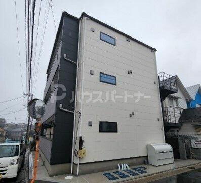 千葉県松戸市秋山 築1年9ヶ月 3階建
