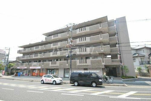 エクセル千里 5階建