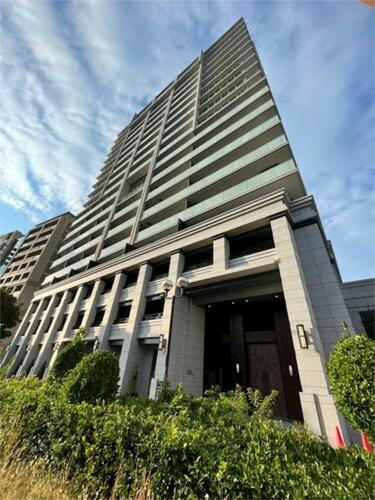 ワコーレザ・神戸旧居留地レジデンスタワー 19階建