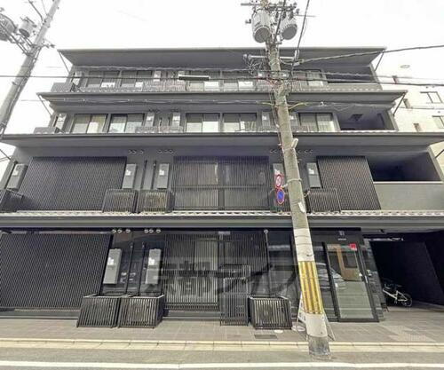 サンクトスコート五条室町 4階建