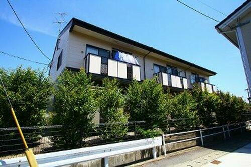 熊本県熊本市中央区出水６丁目 2階建