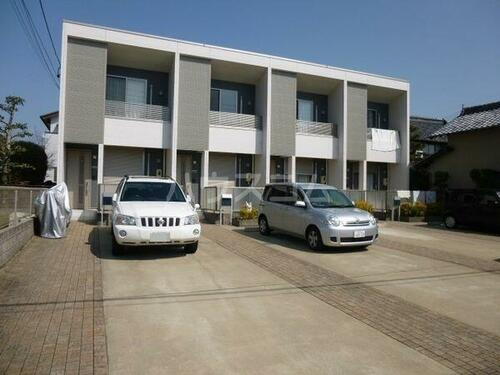 愛知県一宮市馬見塚字郷内 テラスハウス