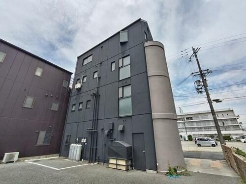 兵庫県姫路市広畑区東新町１丁目 4階建