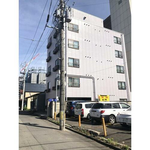 岩手県盛岡市中央通３丁目 5階建