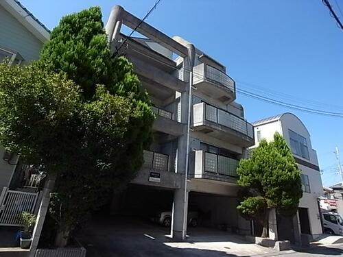 兵庫県明石市小久保３丁目 4階建