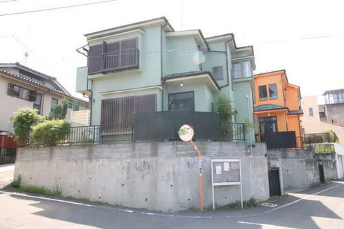 子安町戸建 地上2階地下1階建