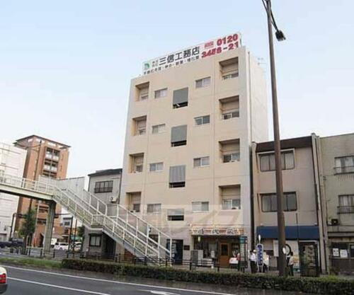 ラ・フォルム東寺 5階建