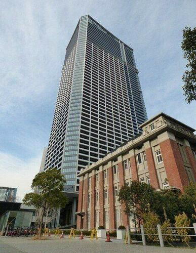 ザ・タワー横浜北仲 地上58階地下3階建