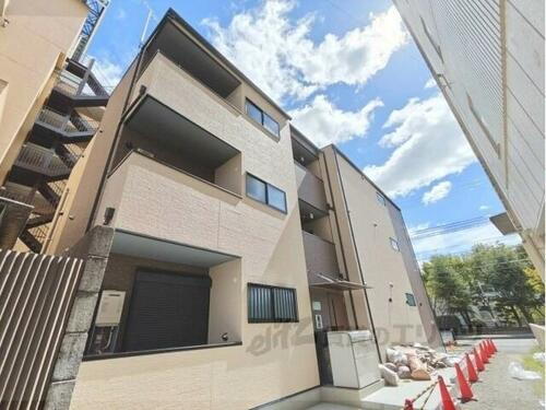 奈良県大和郡山市筒井町 3階建 築1年未満