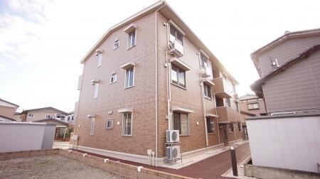 新潟県新潟市東区紫竹６丁目 3階建