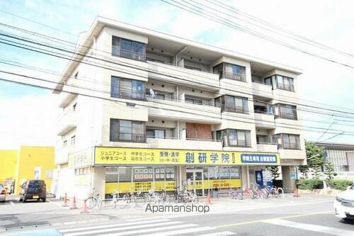 香川県高松市仏生山町甲 賃貸マンション