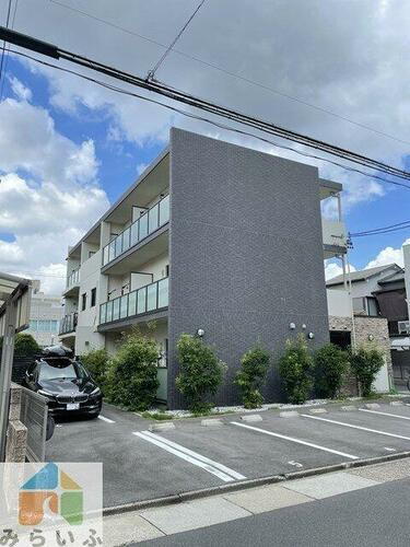 愛知県名古屋市昭和区吹上町１丁目 3階建 築6年4ヶ月