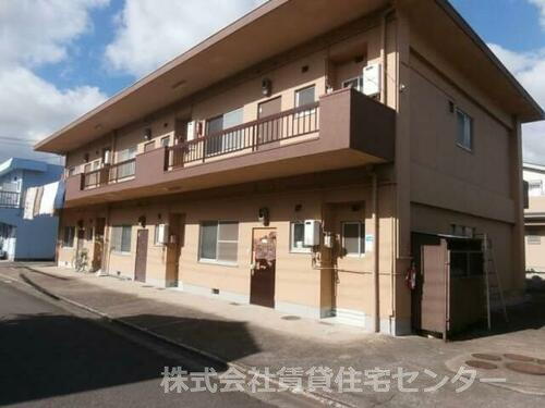 マンション秀月 2階建