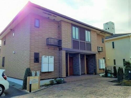 チチェローネＡ 2階建