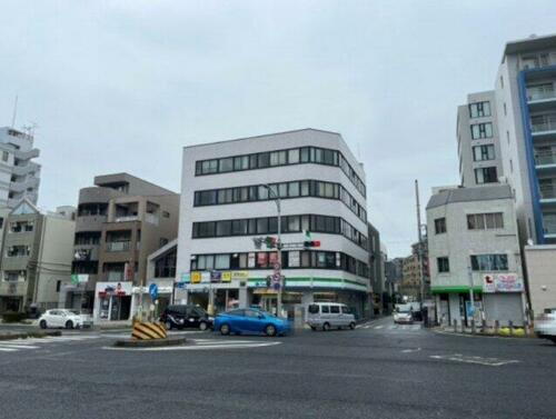 東山パークビル 地上5階地下1階建