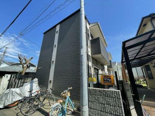 レジデンス甲子園口 2階建