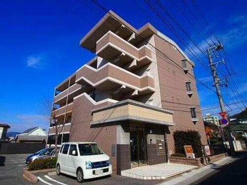 フリーアメニティ　ＯＮＥ 4階建