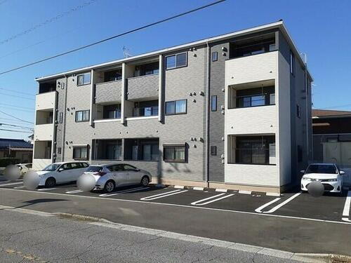 千葉県袖ケ浦市蔵波台１丁目 3階建 築4年5ヶ月