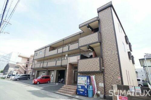 熊本県熊本市中央区平成３丁目 築21年11ヶ月 3階建