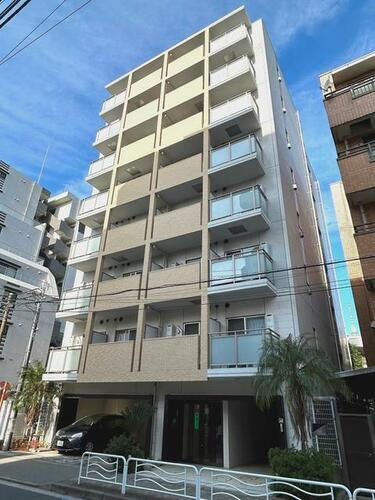 東京都江東区毛利１丁目 8階建