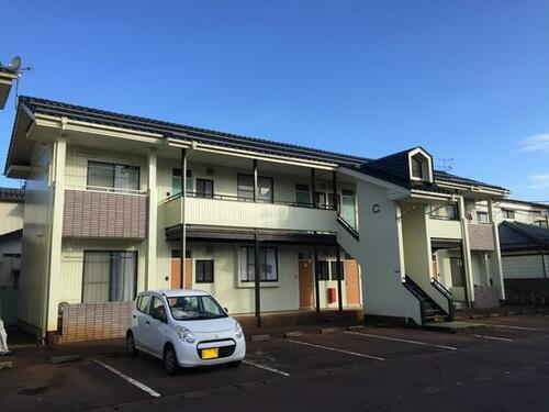 サンビレッジ鶴田　Ｃ 2階建