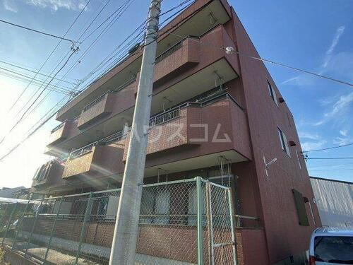 愛知県名古屋市中川区万場４丁目 3階建