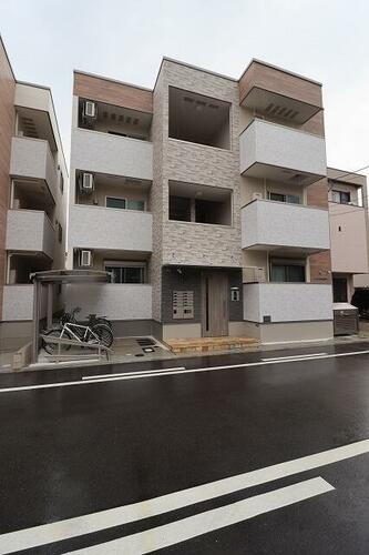 フジパレスあびこＷＥＳＴ 3階建