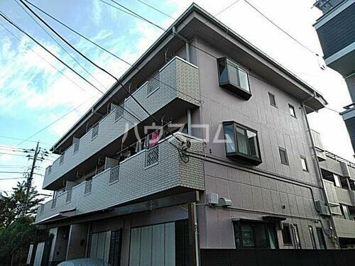 Ｌａ　Ｖｉｅ　ｅｎ　Ｒｏｓｅ 3階建