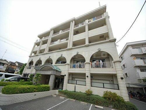 大阪府豊中市北条町４丁目 5階建