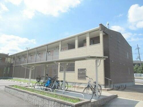 滋賀県湖南市石部南１丁目 築8年1ヶ月 2階建