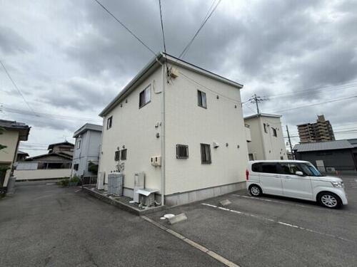 岡山県岡山市中区高屋 築15年4ヶ月 2階建