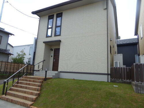 Ｄ－ｒｏｏｍ西軽海