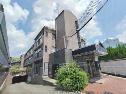 奈良県生駒市東菜畑１丁目 3階建 築30年4ヶ月