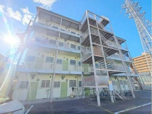 奈良県橿原市地黄町 4階建