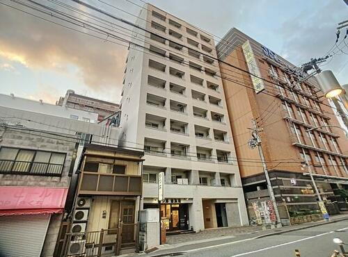 グラージェ三宮 13階建