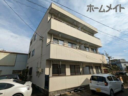 マンションササキ 3階建