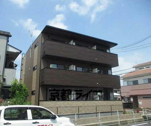 京都府城陽市枇杷庄鹿背田 3階建 築2年11ヶ月