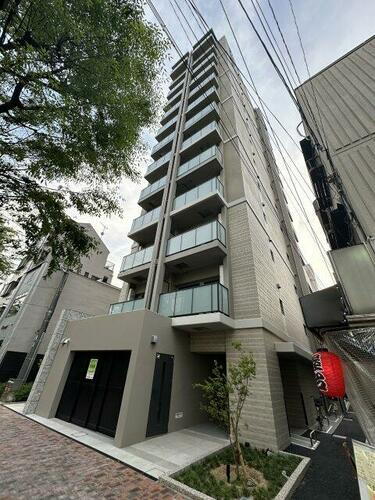 クローバー・フロント 13階建