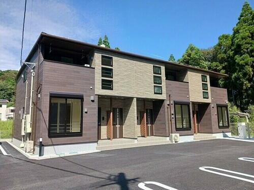 熊本県菊池郡大津町大字大津  2階建