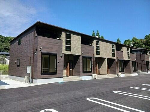 熊本県菊池郡大津町大字大津  2階建