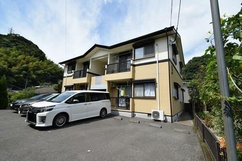 山口ハイツＢ棟 2階建