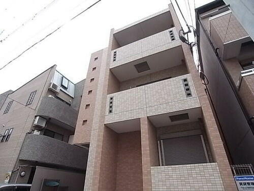 兵庫県西宮市門戸東町 3階建