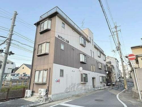 京都府京都市右京区太秦青木元町 築41年12ヶ月 3階建