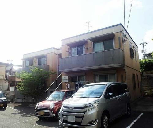 京都府京都市右京区鳴滝本町 2階建