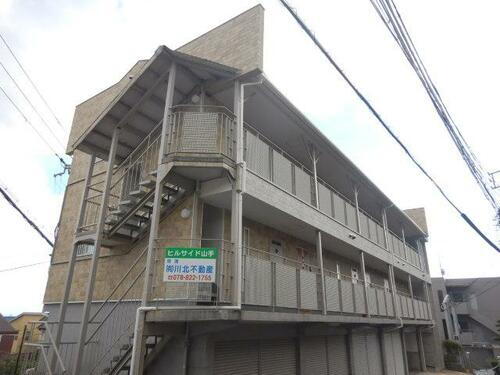 ヒルサイド山手 3階建