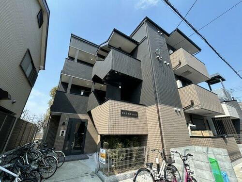ドエル小松ＳＯＵＴＨ 3階建