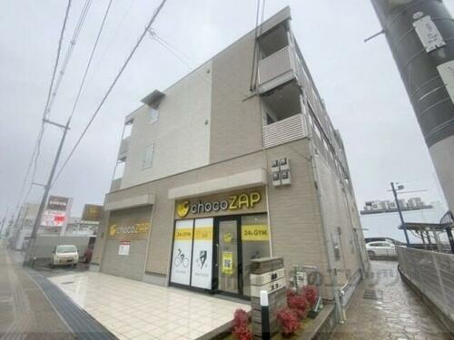 奈良県奈良市宝来４丁目 3階建