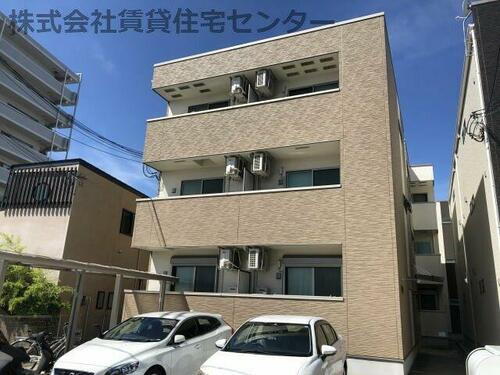 フジパレス黒田Ⅲ番館 3階建